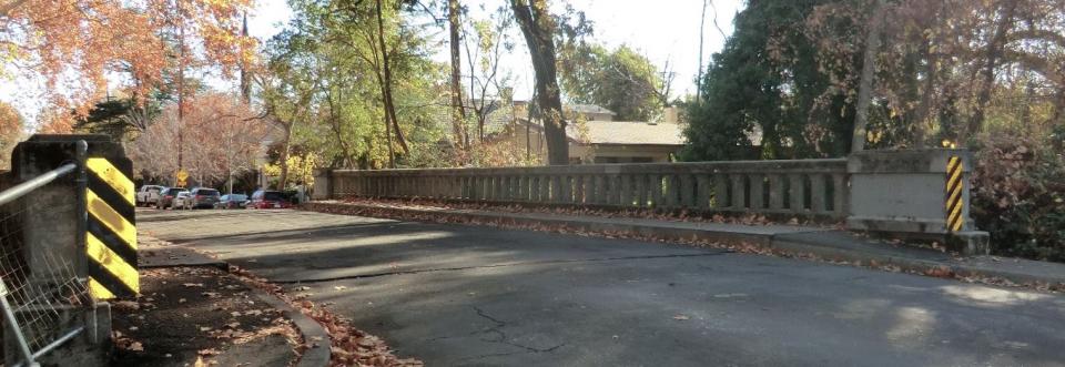 Photo of Salem Bridge