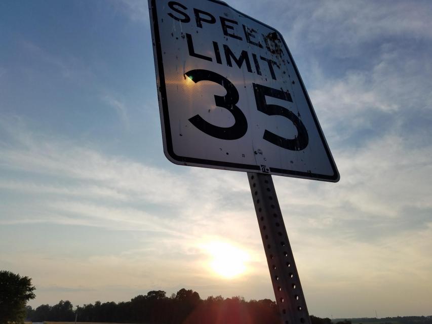 35 mph speed limit sign